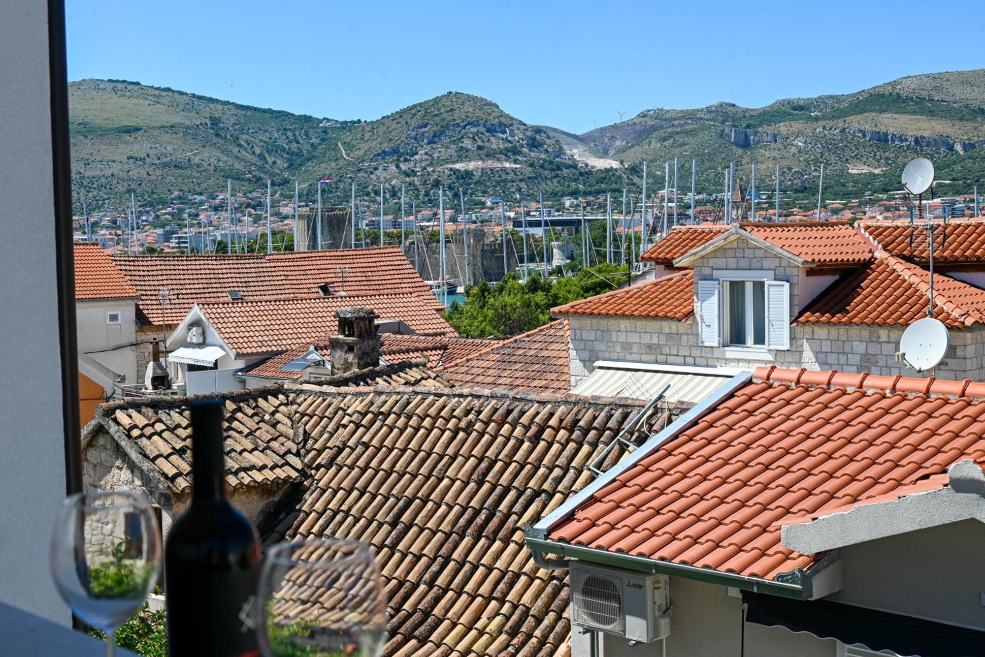 Downtown Apartments Maar Trogir Exteriér fotografie